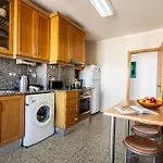 Beachfront 3bdr On Marginal Boulevard Apartman São Martinho do Porto