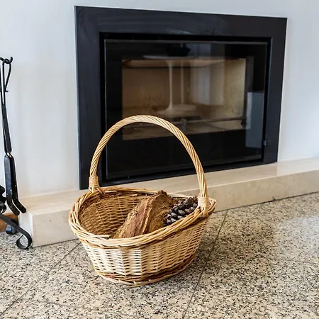 Beachfront 3bdr On Marginal Boulevard דירה *