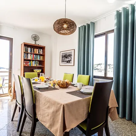 Beachfront 3bdr On Marginal Boulevard