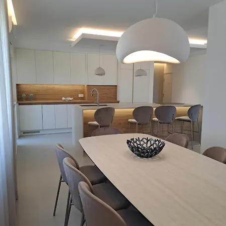 Beachfront 3bdr On Marginal Boulevard דירה סאו מרטיניו דו פורטו