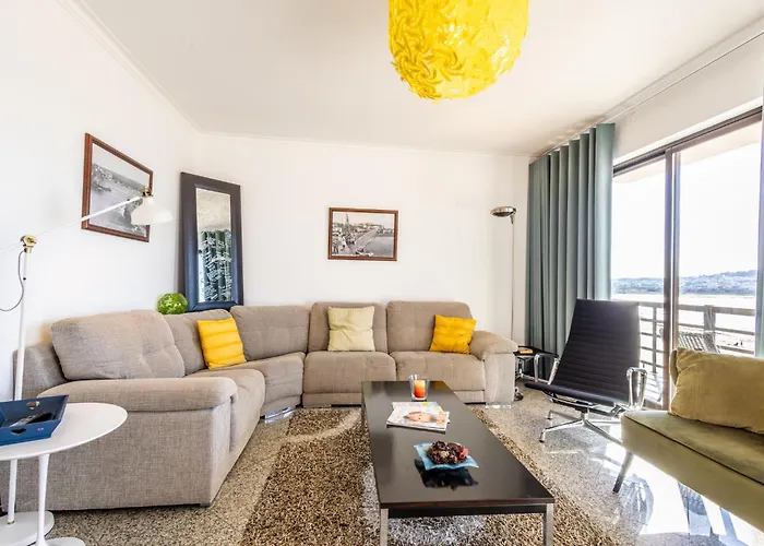 Beachfront 3bdr On Marginal Boulevard