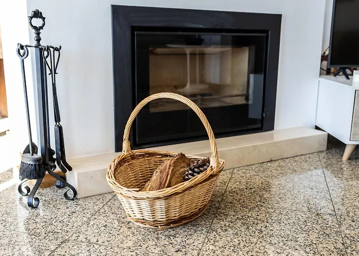 Beachfront 3bdr On Marginal Boulevard 公寓 *