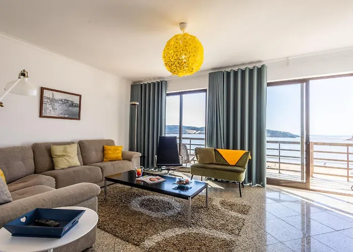 Beachfront 3bdr On Marginal Boulevard 圣马蒂纽·杜·波特