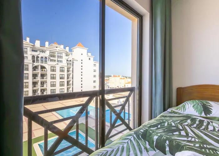 Beachfront 3bdr On Marginal Boulevard 公寓 *