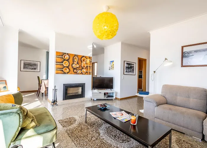 公寓 Beachfront 3bdr On Marginal Boulevard *